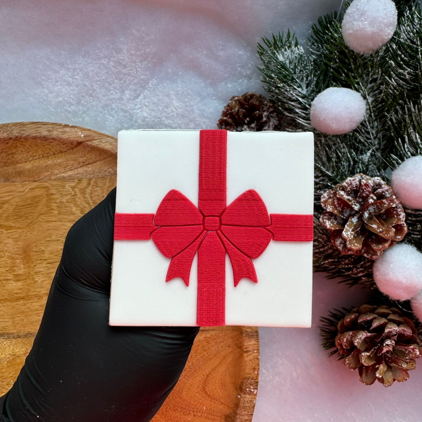#100 - Gift Box