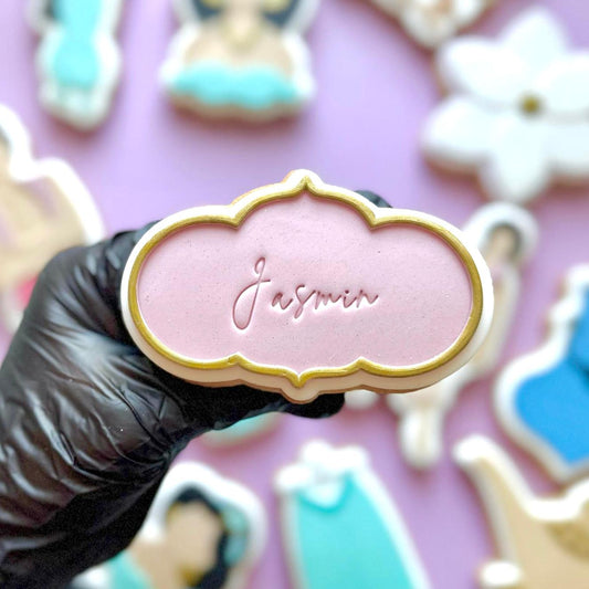 #13 - First Name Frame