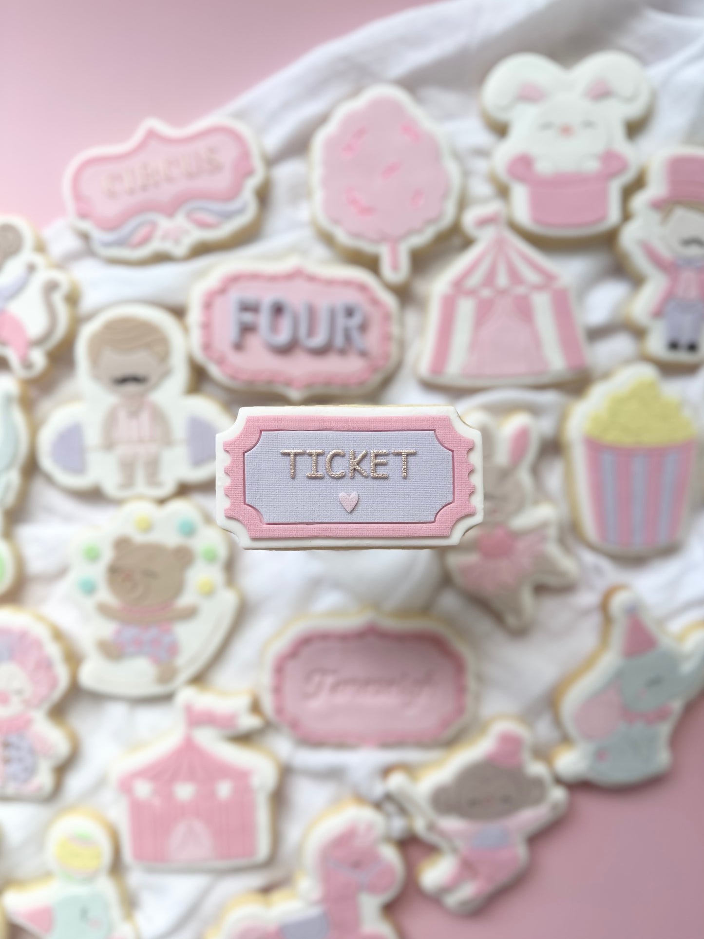 #32 - Ticket