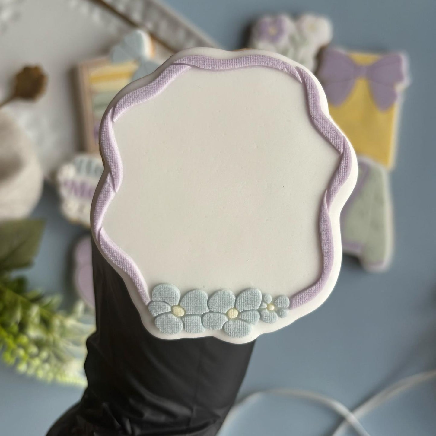 #029 - Floral Ribbon Frame