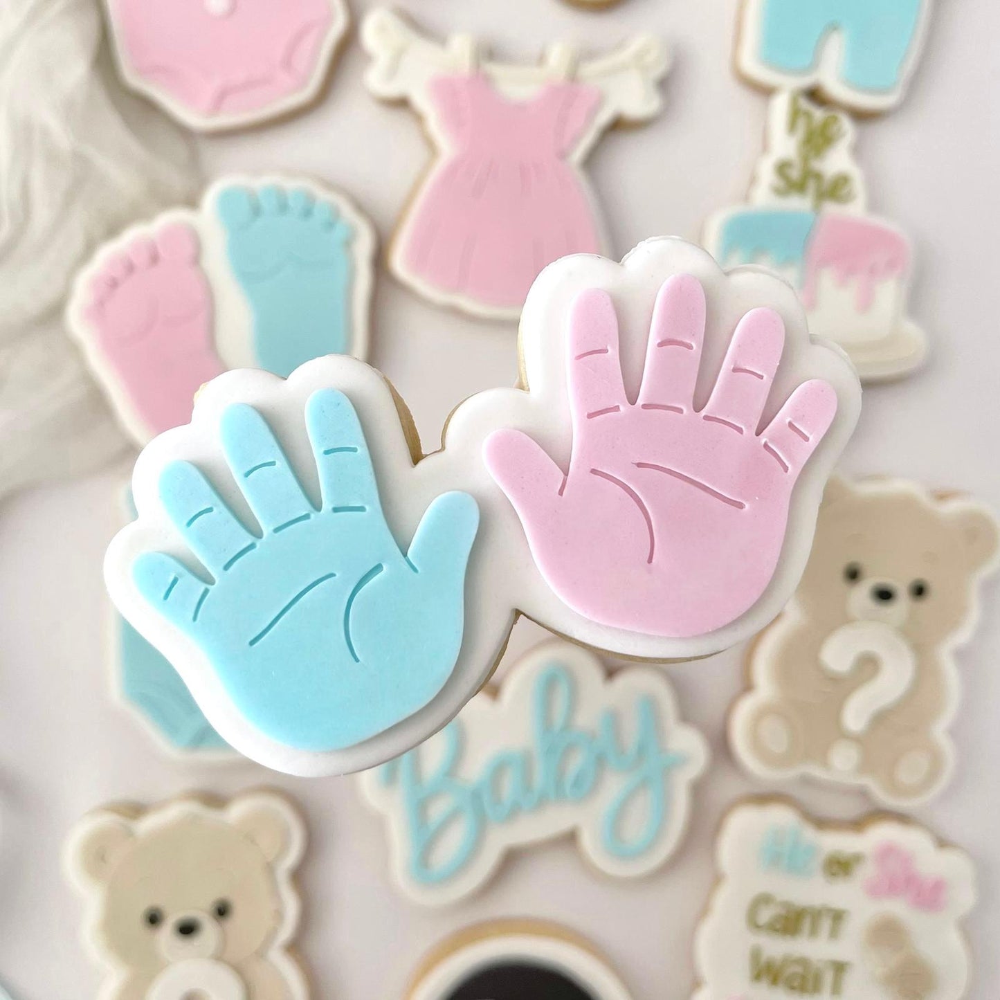 BABY #112 - Mains