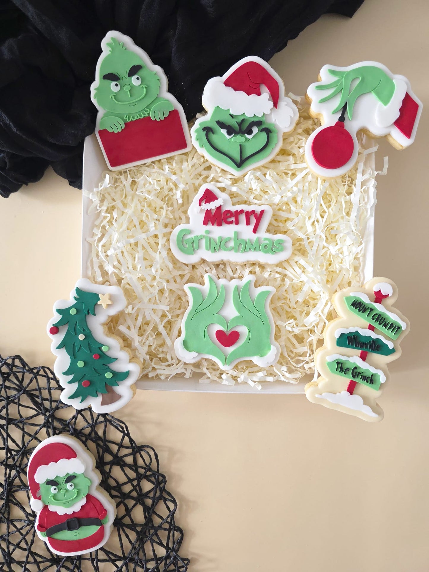 #131 - Mains de Grinch en coeur