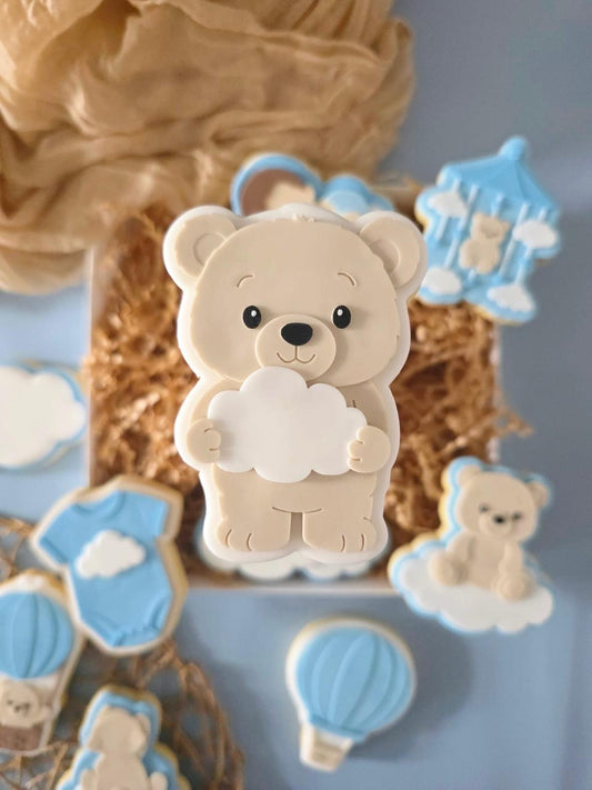BABY #151 - Ourson tenant un Nuage