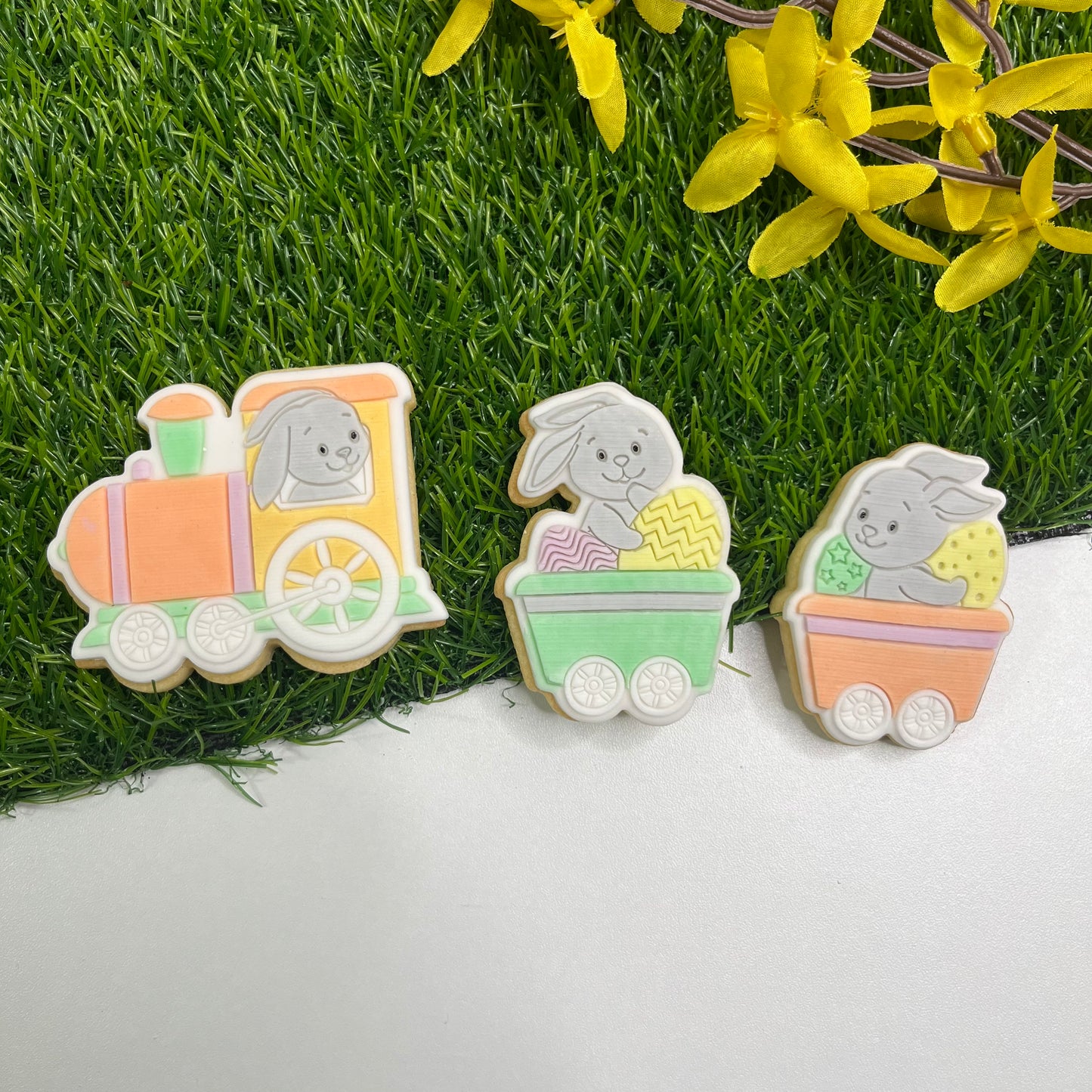 #015 - Easter Train