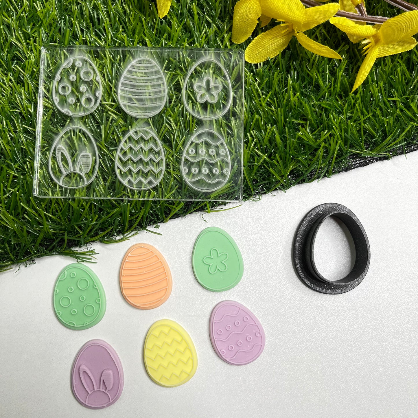#017 - Easter Mini Eggs 3cm