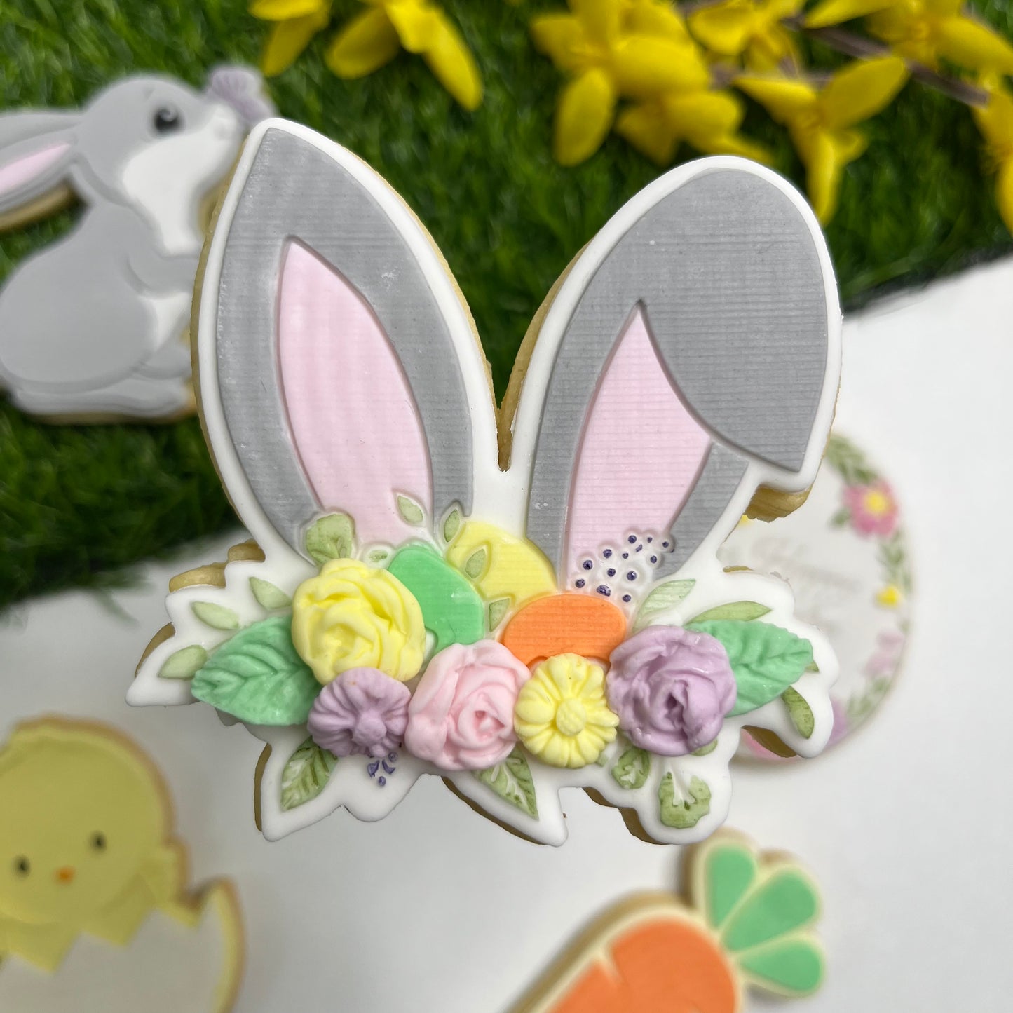 #009 - Floral Bunny Ears