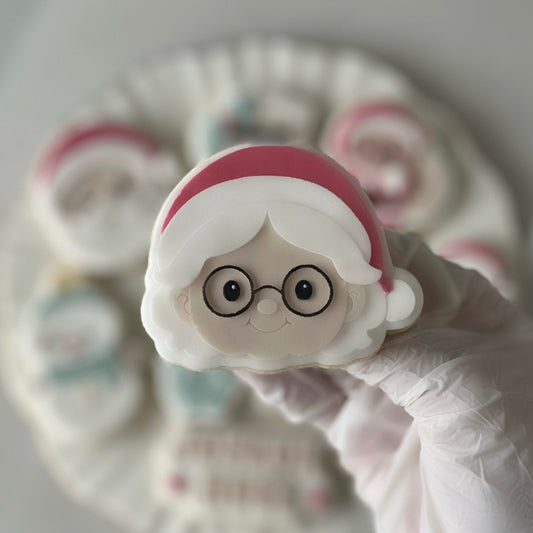 #172 - Tête Mère Noël