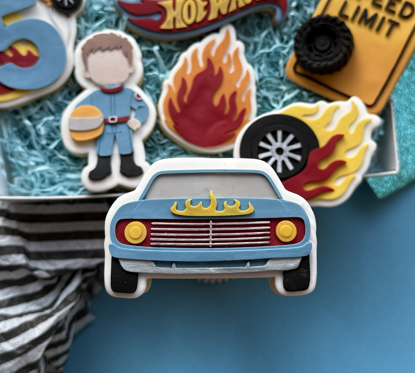 #11 - Voiture de course