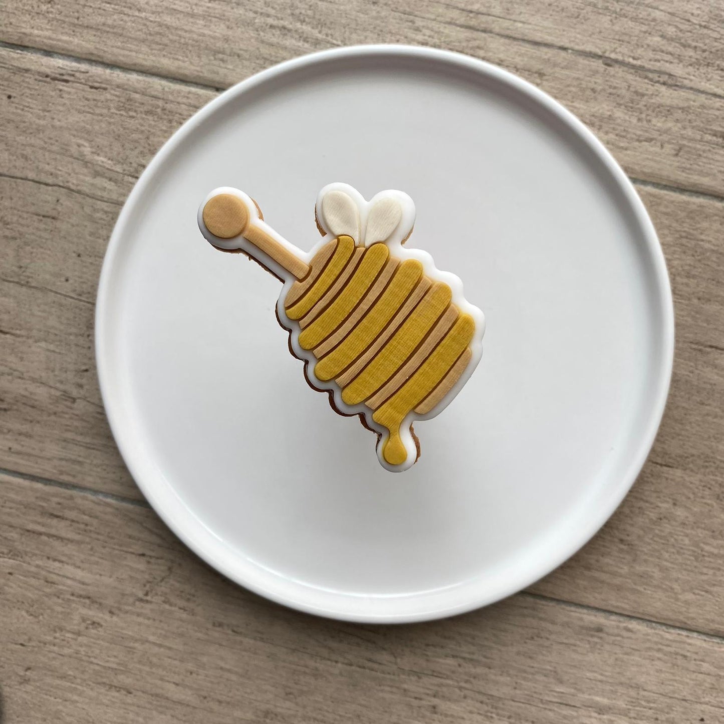 BEE #16 - Honey Stick