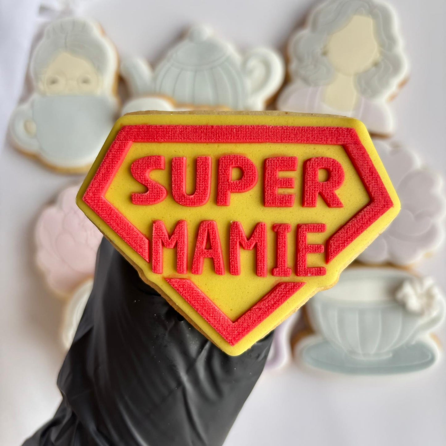 #05 - Super Mamie