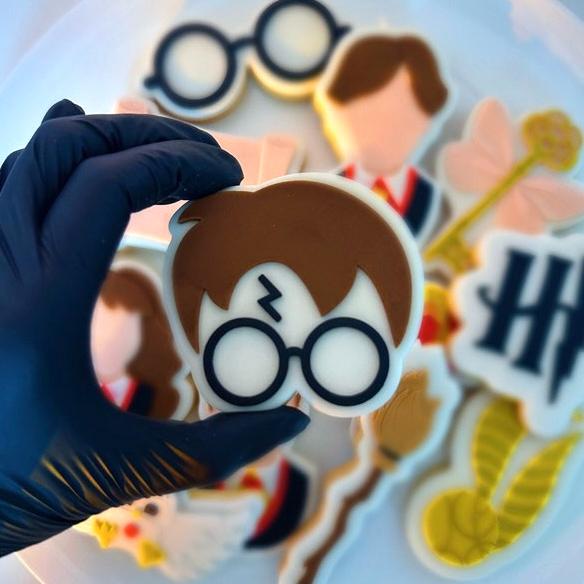 #12 - Harry Head