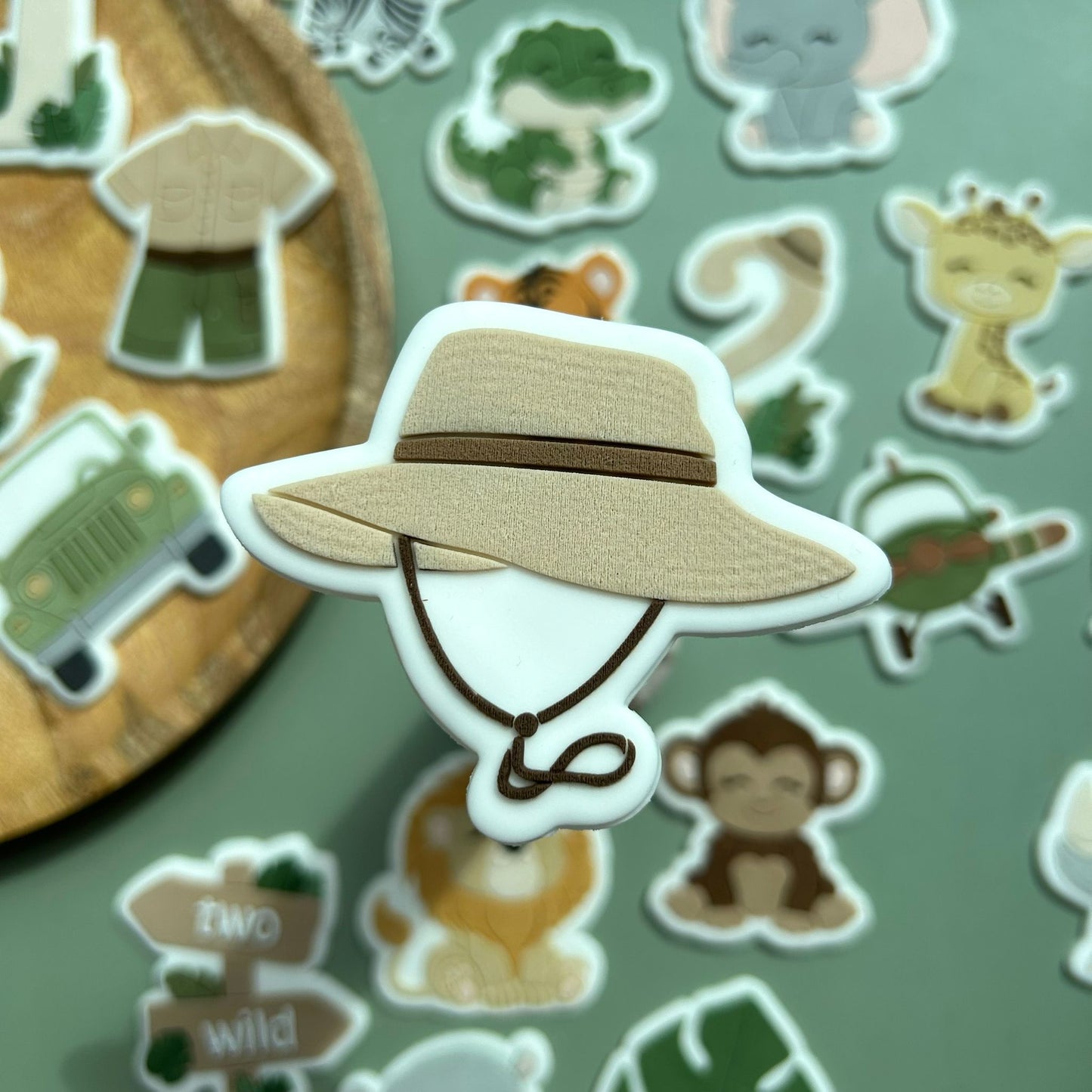 #29 - Chapeau