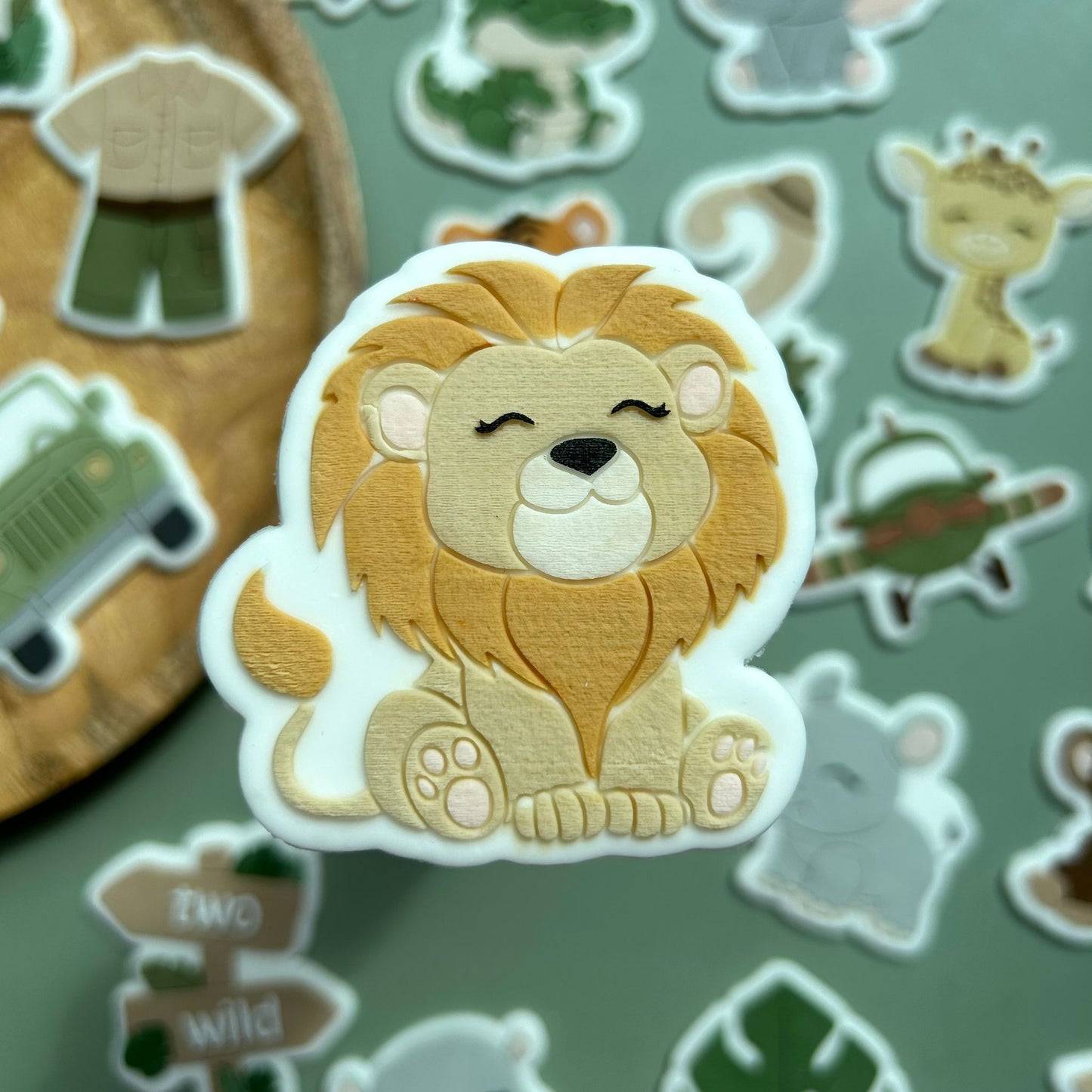 #41 - Lion
