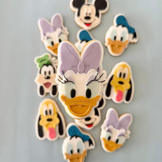 #13 - Daisy Duck