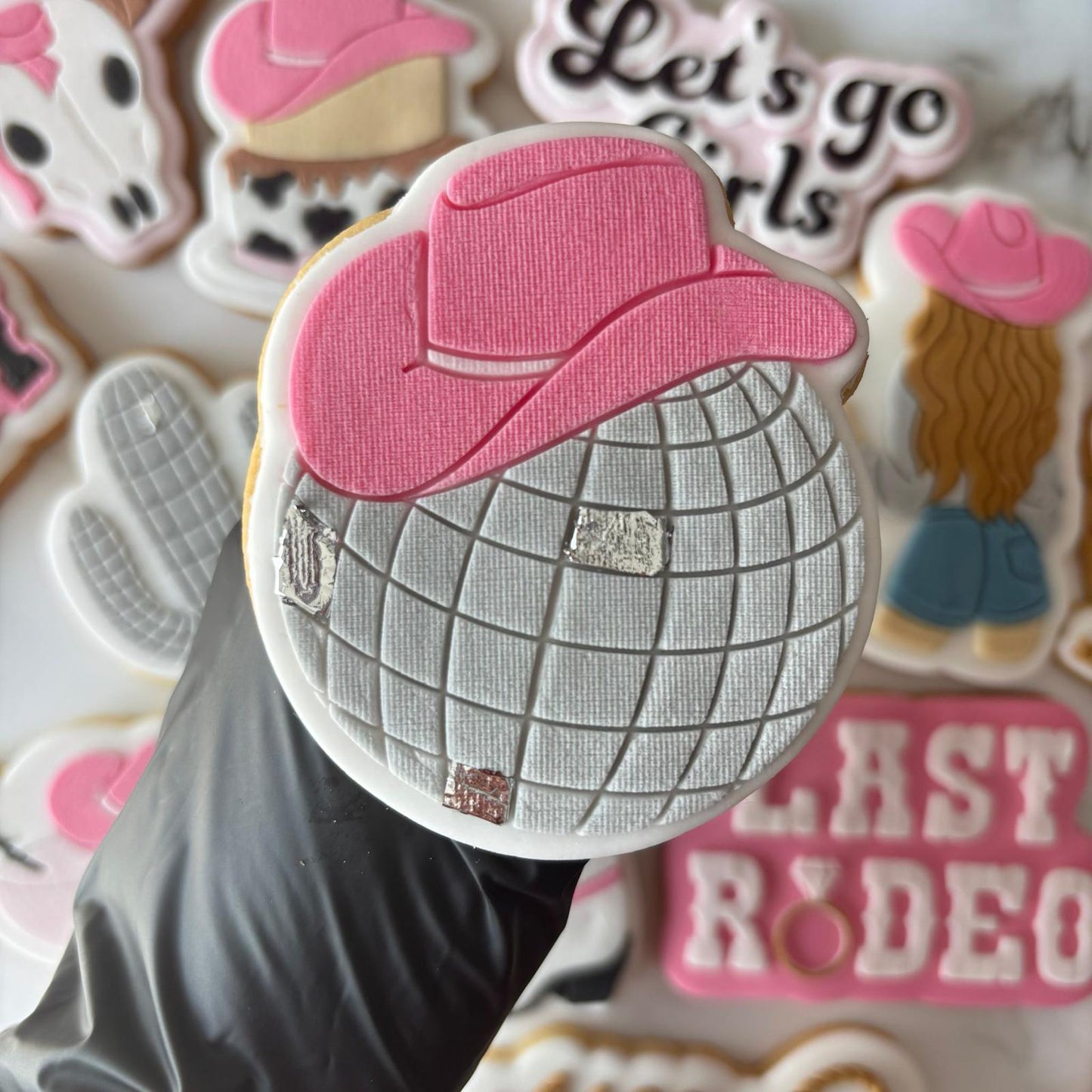 #10 - Boule de disco avec chapeau