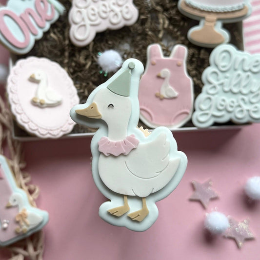 #15 - Oie avec chapeau