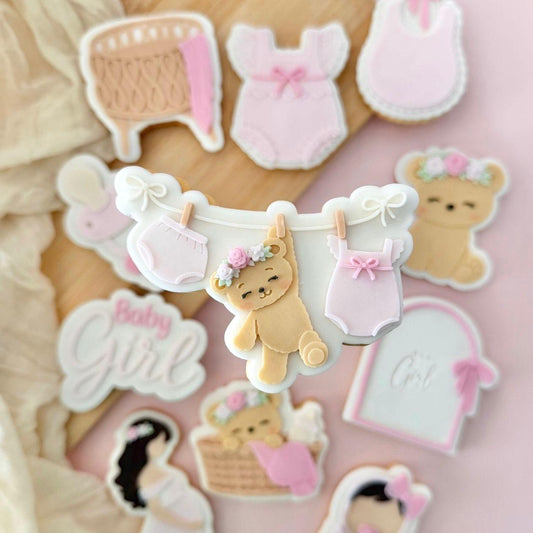 BABY #196 - Ourson suspendu