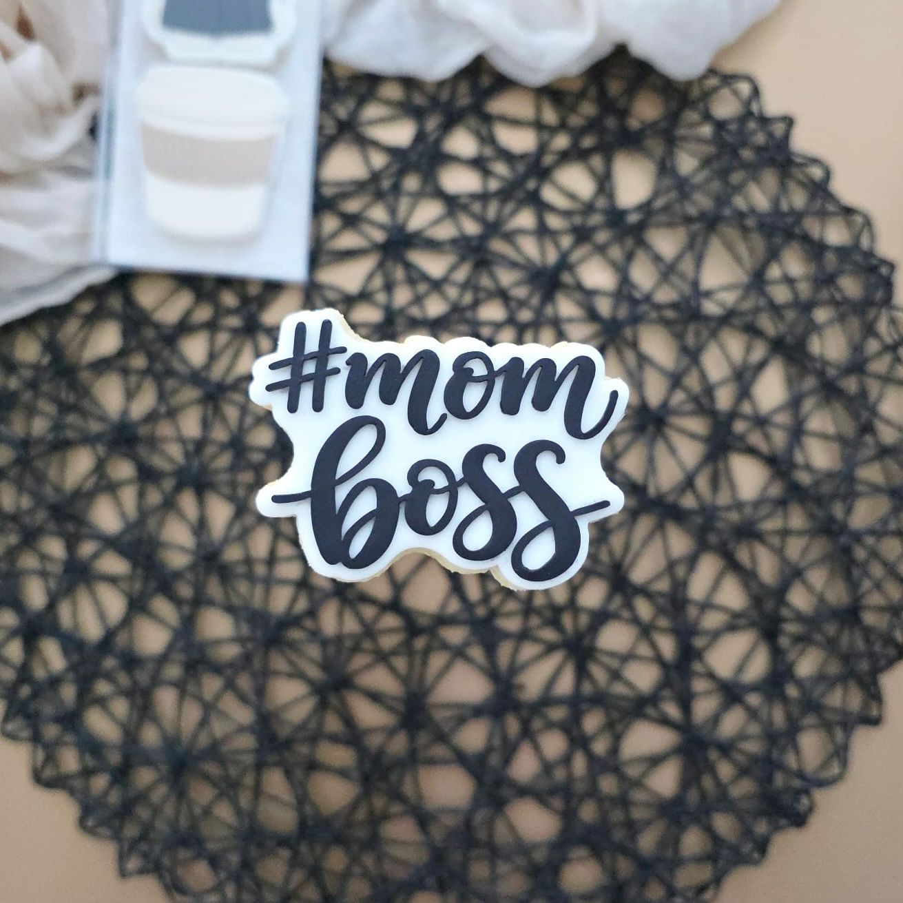 #062 - Mom Boss - MINI