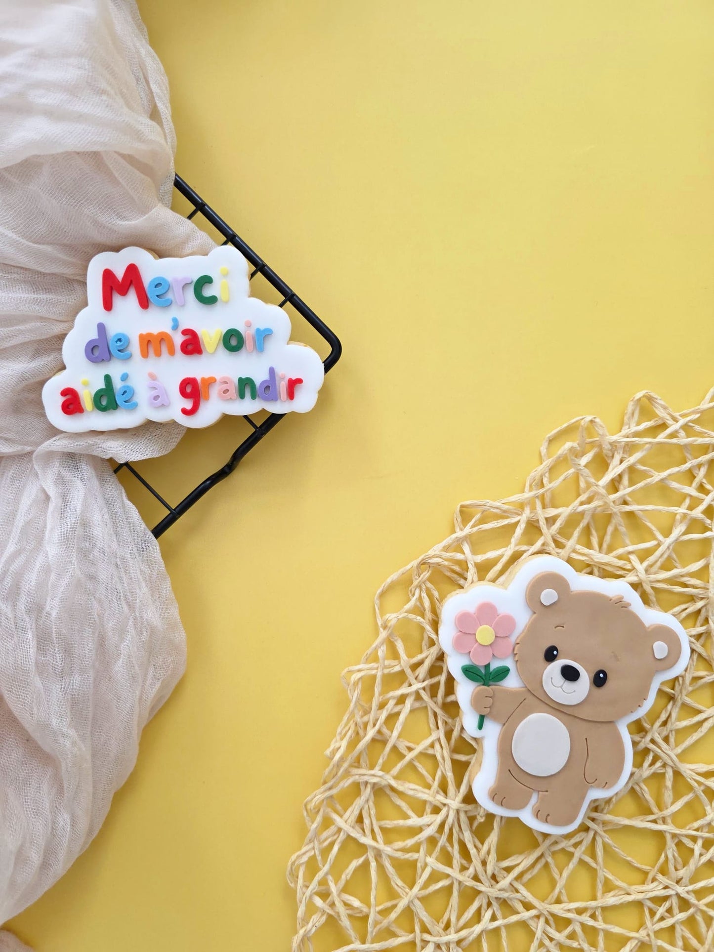 #60 - Ourson avec fleurs