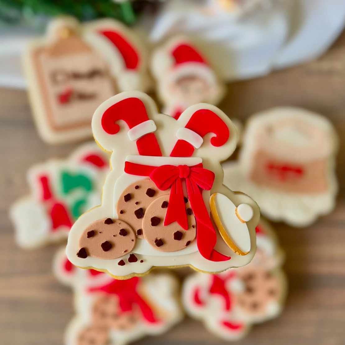 #3310 - Lutin dans Boite à biscuit