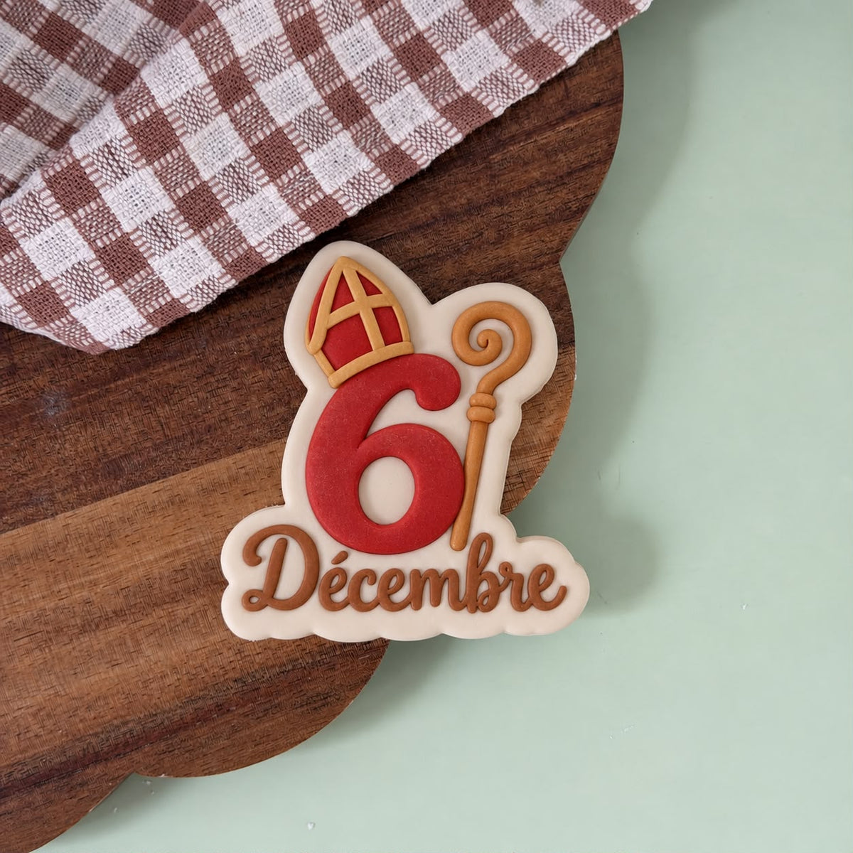 #3325 - 6 Décembre