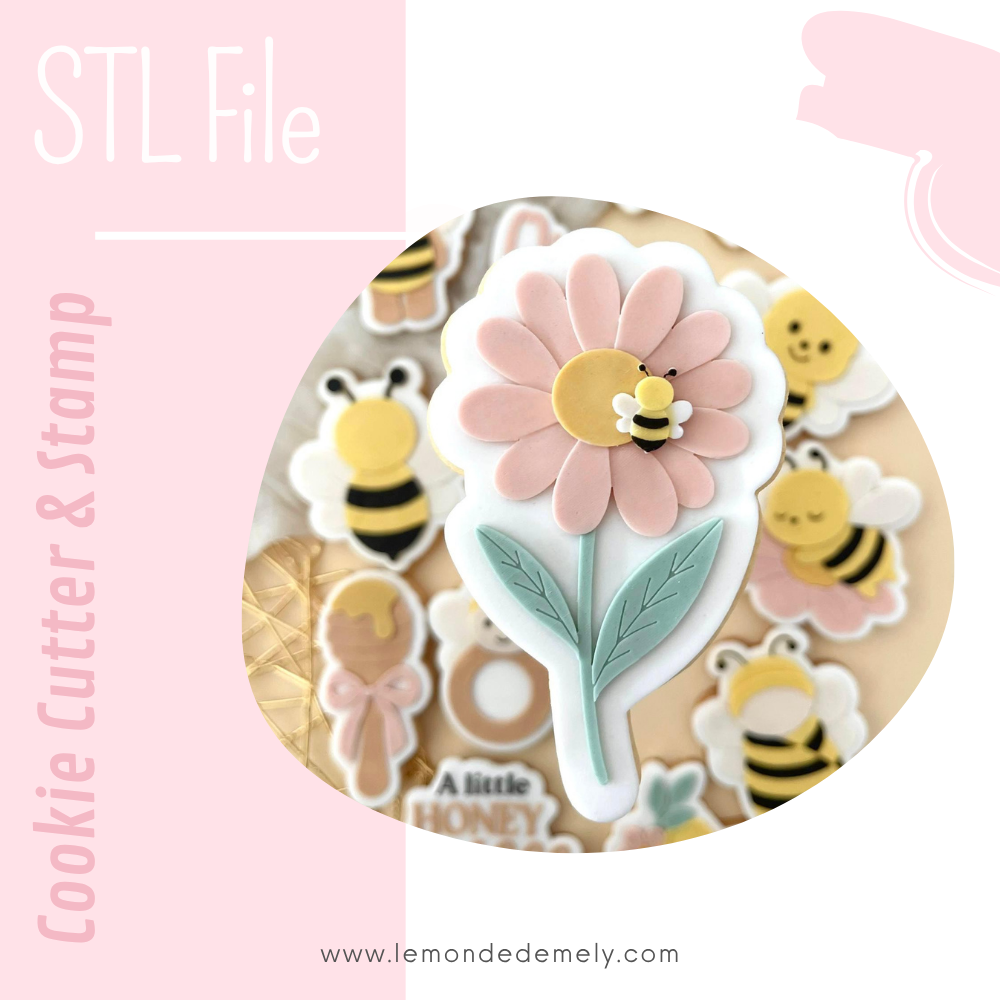 #472 - Daisy with Bee